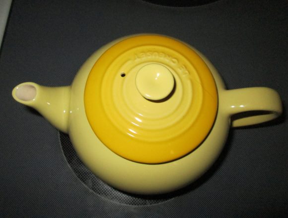 Soliel Tea Pot