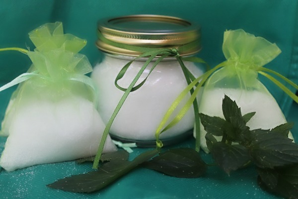 Cold Care Bath Soak Recipe with Apothecary Extracts Tea Tree Oil