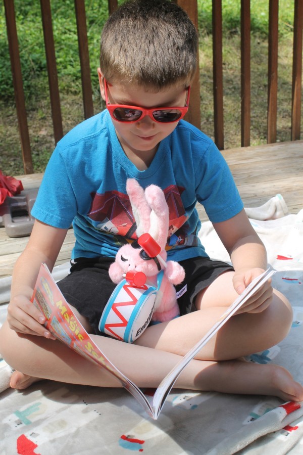 Scholastic Summer Reading Challenge: Hitting the deck on a sunny day to read about electricity with the Energizer Bunny