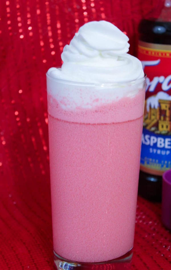 Need a quick, easy yet pretty Valentine's Day beverage that's perfect for kids and adults alike? My French Vanilla Raspberry Italian Cream Soda recipe takes less than a minute to make per serving, yet it's so pretty on your party table! 