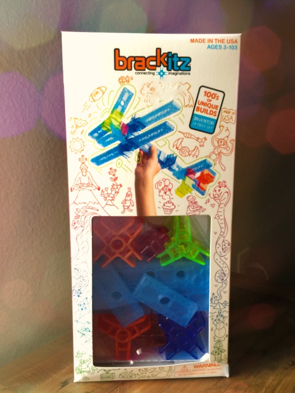 Know a child who loves to build? Let them create structures out of their wildest imaginations with Brackitz open-ended building sets! Check them out! 