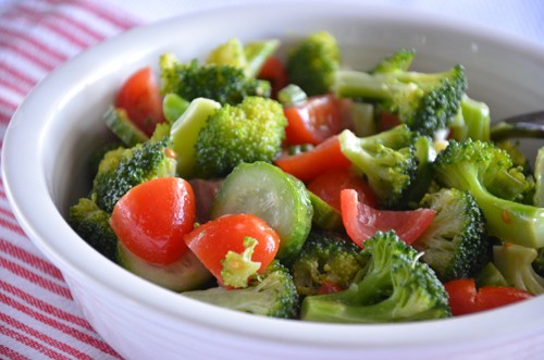 cucumber broccoli tomato salad (1)