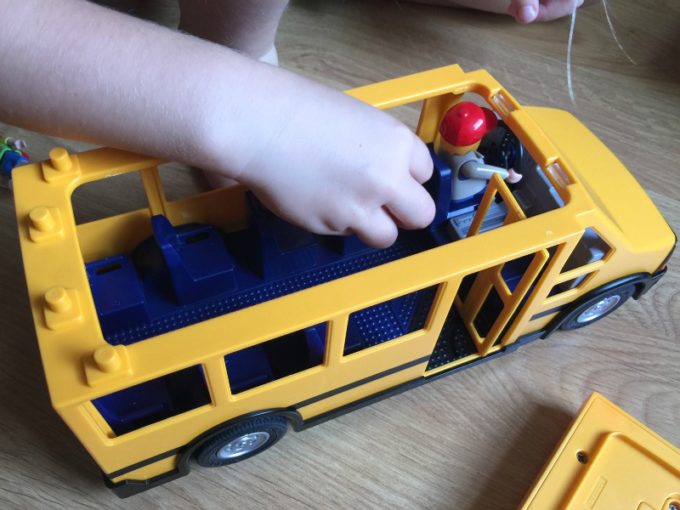 playmobil-school-bus-3