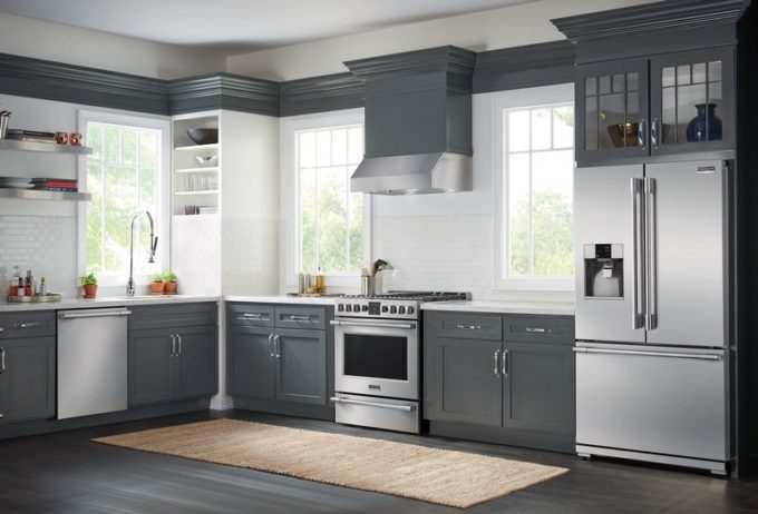 Check out 5 things to consider when planning your dream kitchen, plus see how @Frigidaire Professional can help make your dreams come true!