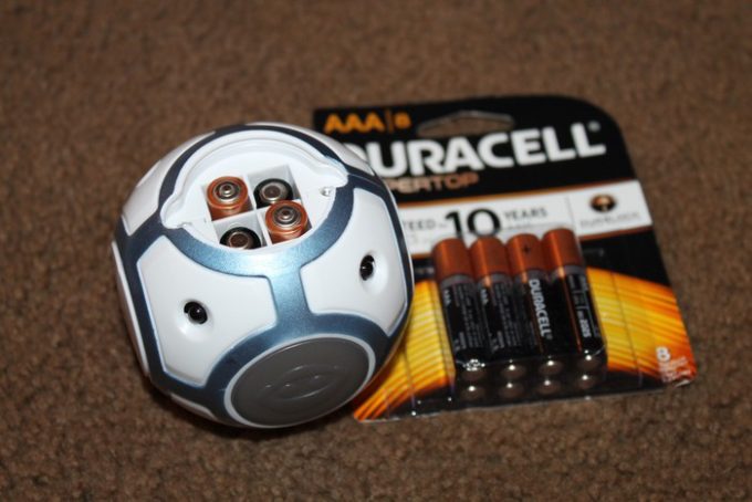 wowwee-chip-ball-with-batteries
