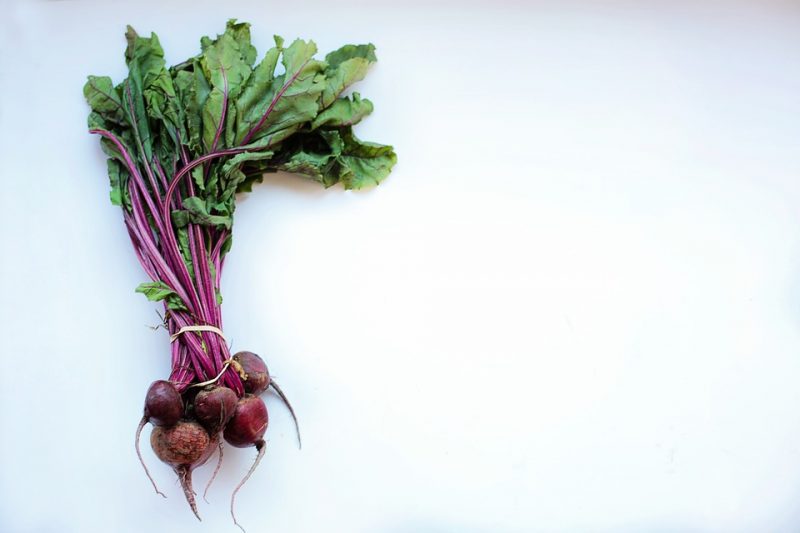 Want to stop being part of the food waste problem and start being part of the solution? Choose more foods that allow you to use the entire thing, like these 10 root to stalk veggies! Bonus points if you grow them yourself!