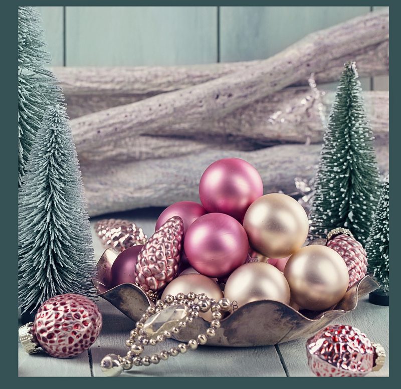 Save Money on Holiday Decor with these Budget-Friendly & Shabby Chic Christmas Ideas