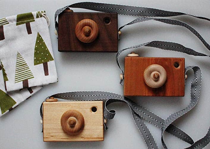 25 Beautiful Homemade Christmas Gifts Made by Other People (Because Not All of Us Are Crafty!)