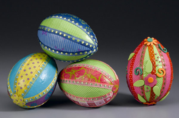 Bright-paper-and-ribbon-DIY-Easter-eggs1