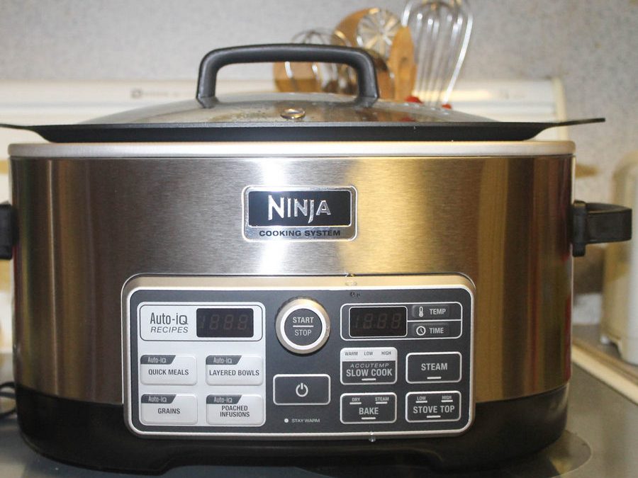 Delicious Meals Made Easy with this Amazing 4-in-1 Cooking System