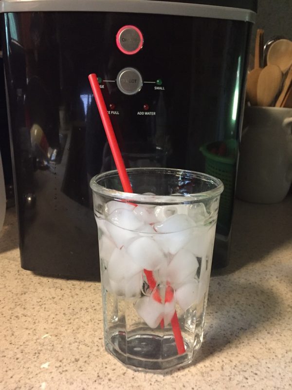 NewAir Portable Countertop Ice Maker Review: A Whole Lot of Convenience in a Tiny Package