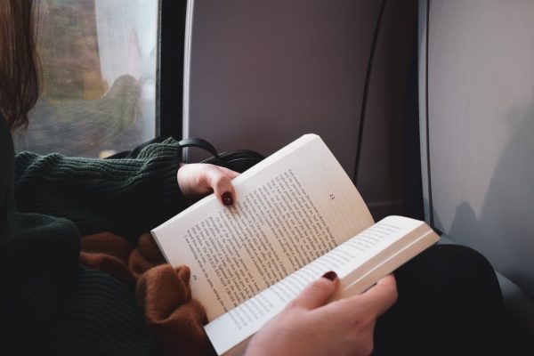 eading and trains go together almost as much as reading and coffee shops.