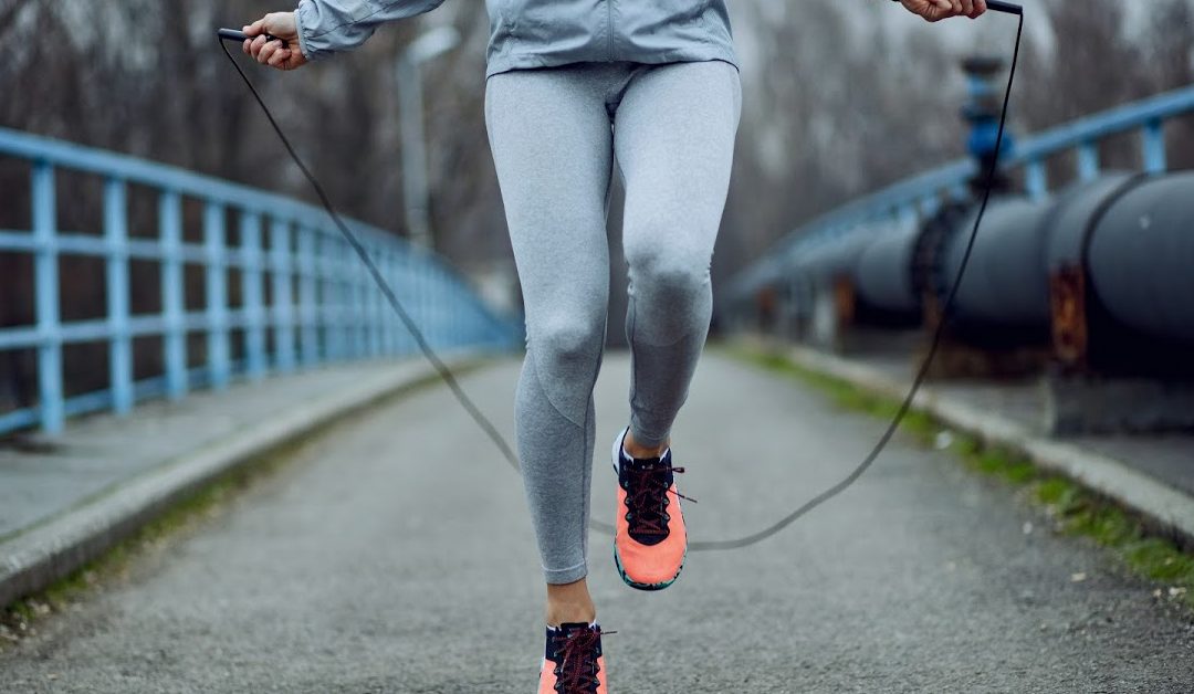 7 Workouts You Can Do Outside Alone