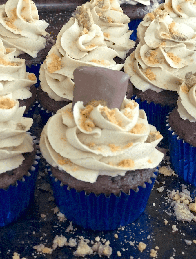 Butterfinger Cupcakes from Saving You Dinero