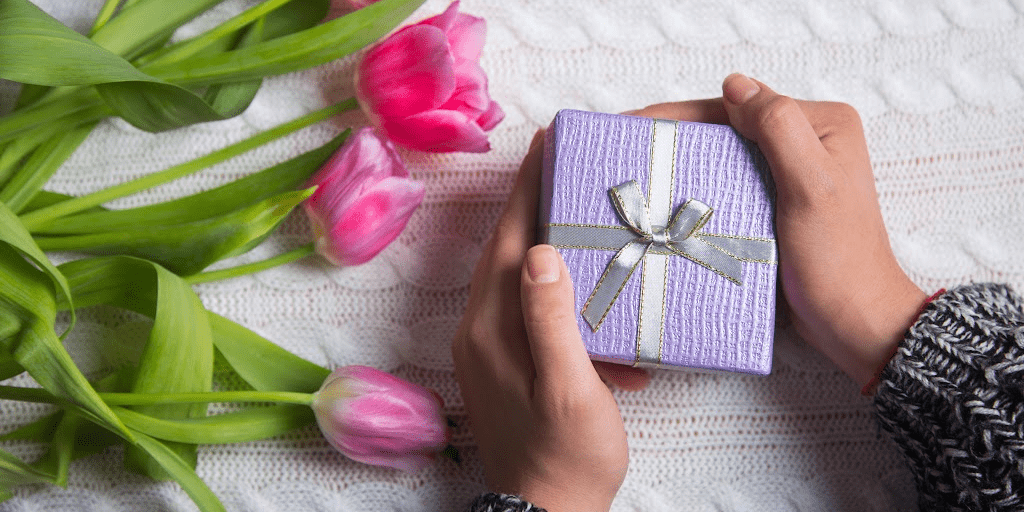 13 Gorgeous Gift Ideas for Anyone Who Loves Purple Aesthetics