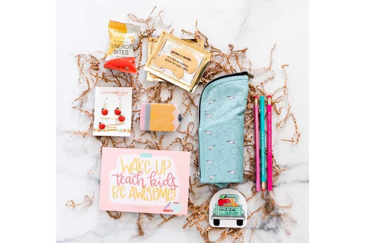 10 Self-Care Subscription Boxes That Help You Prioritize Your Mental Health 19 10 Self-Care Subscription Boxes That Help You Prioritize Your Mental Health