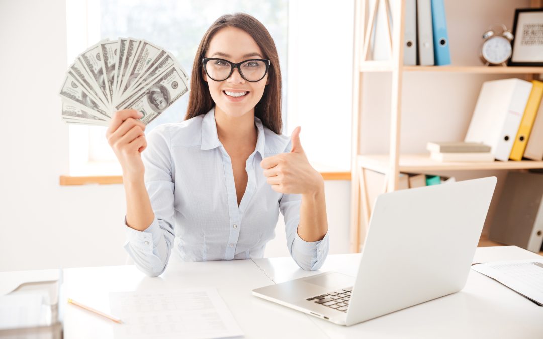 5 Tips for Saving Money This Summer