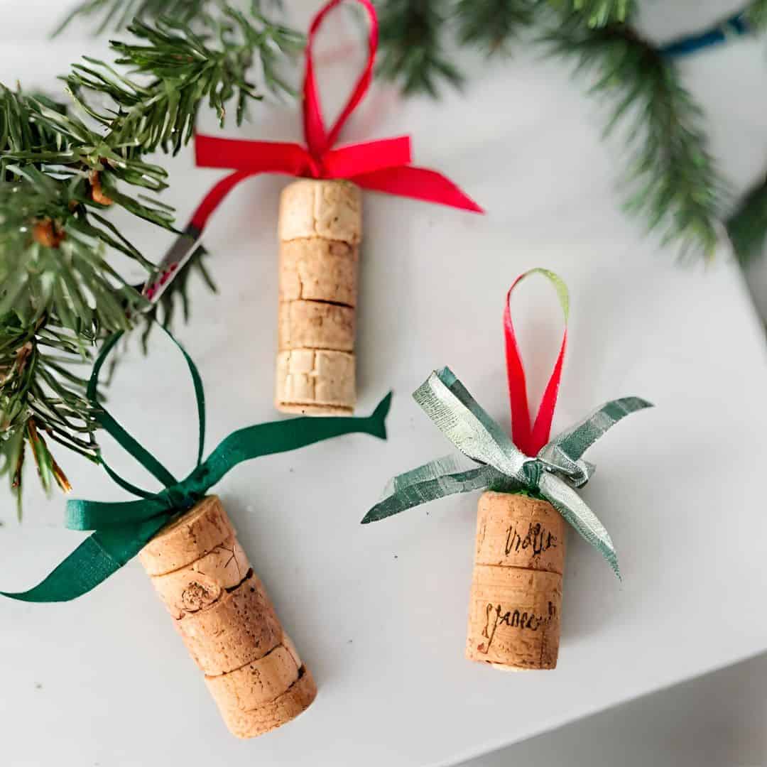 10 Easy DIY Christmas Decorations to Elevate Your Holiday Spirit
