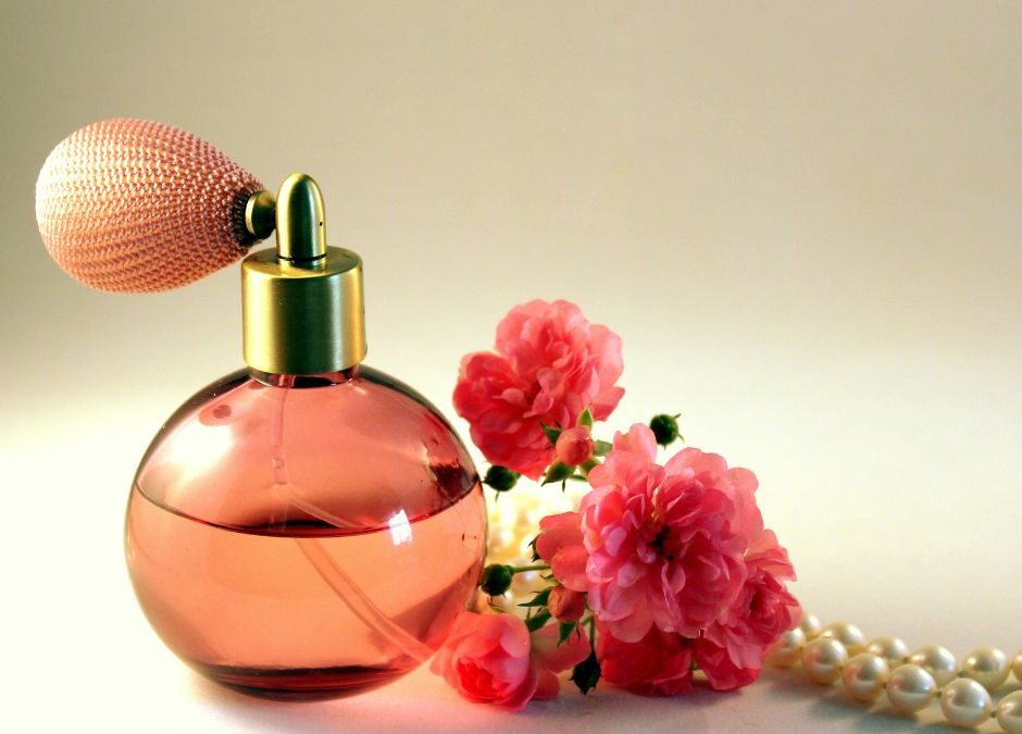 Scented Allure: Exploring Seductive Fragrances That Captivate