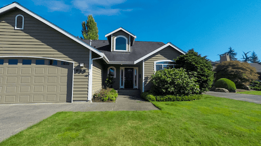 How Epoxy Floors Transform Your Garage Into a Clean, Usable Space